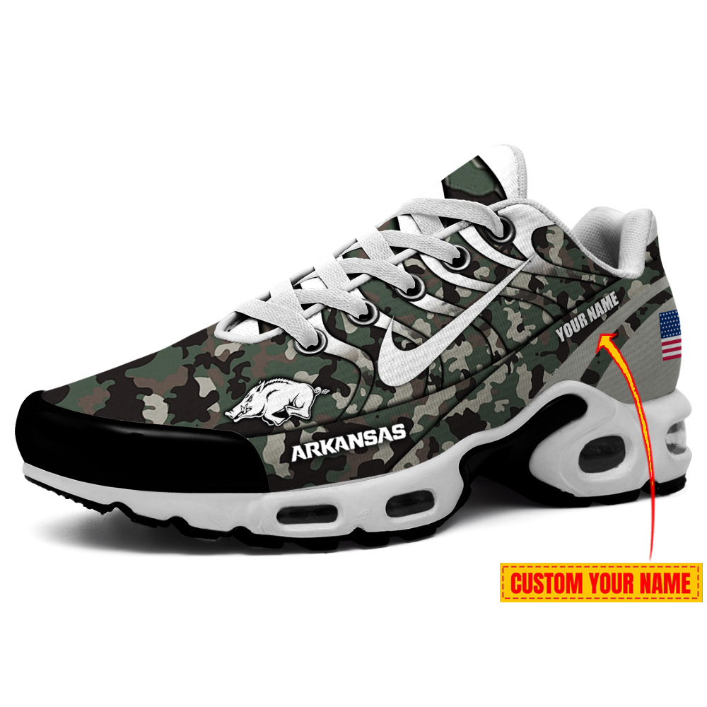 Arkansas Razorbacks-Camo Shoes