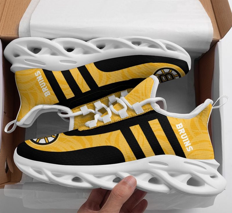 Boston Bruins Leaf and Stripe Pattern Men's and Women's Max Soul Shoes NLA61264