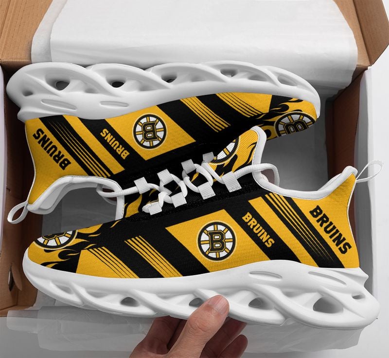 Boston Bruins Stripe and Fire Pattern Max Soul Shoes NEW019664