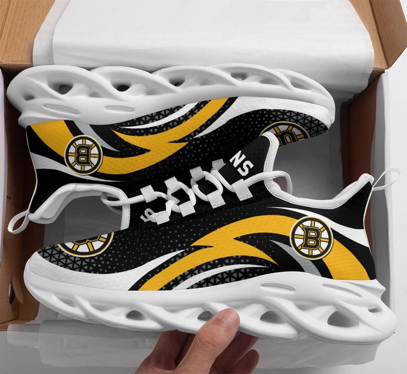 Boston Bruins Triangle Abstract Pattern Max Soul Shoes NEW054564