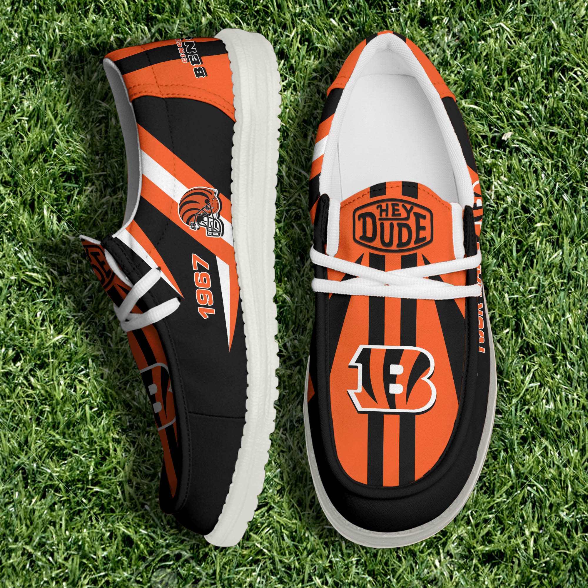 Cincinnati Bengals Team White Canvas Loafer Shoes Personalized Your Name
